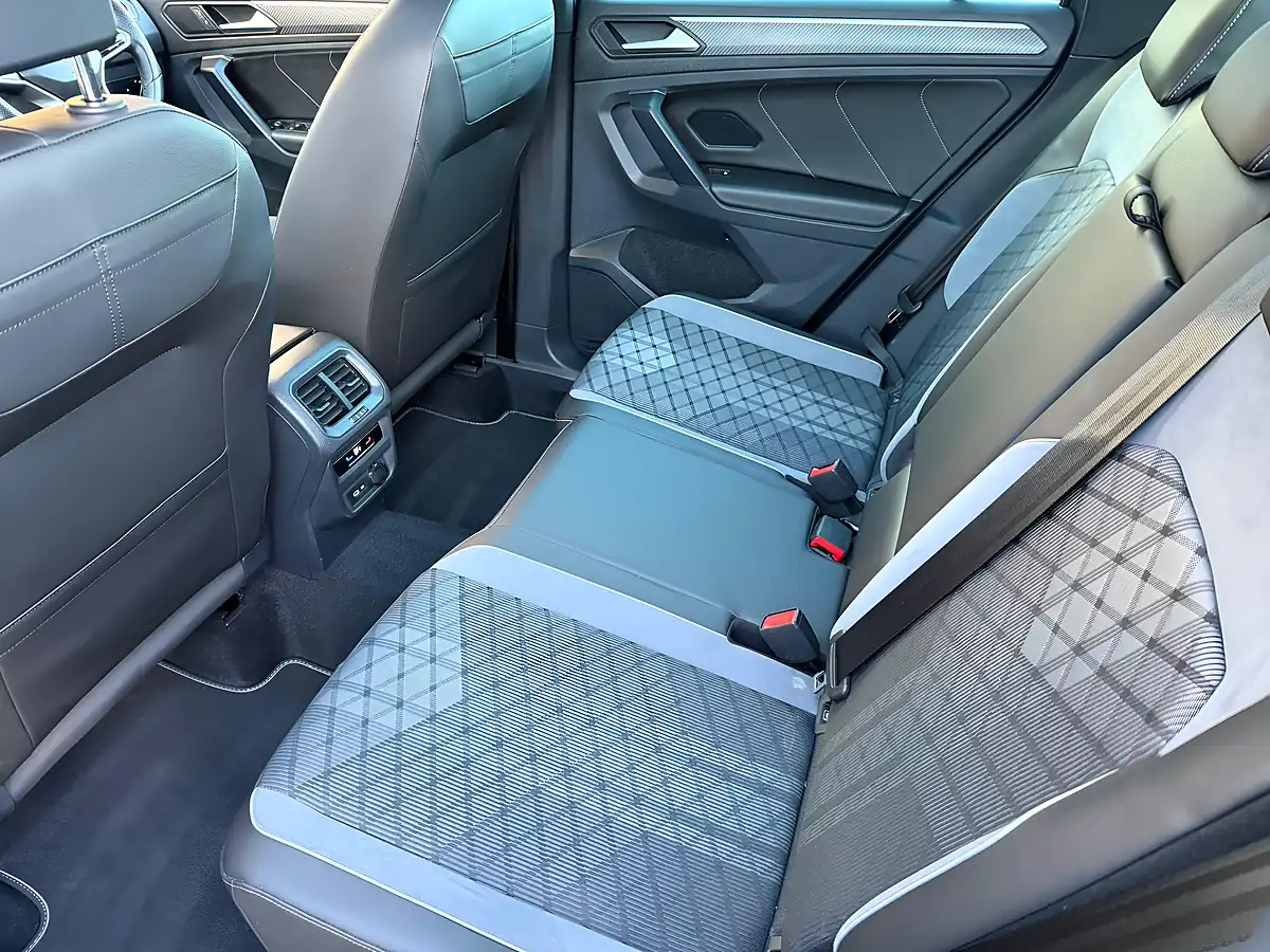 Used 2023 Volkswagen Tiguan R-Line Grey - Interior and Exterior details 11