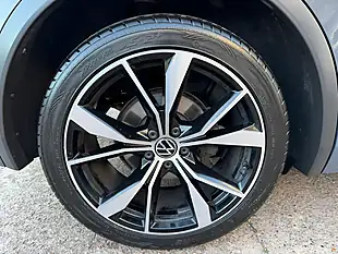 Used 2023 Volkswagen Tiguan R-Line Grey - Interior and Exterior details 20