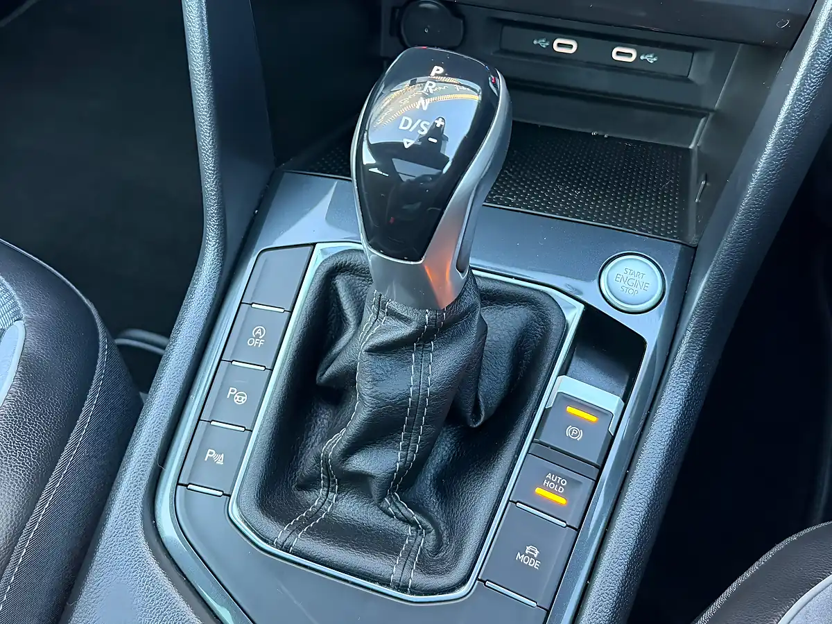 Used 2023 Volkswagen Tiguan R-Line Grey - Interior and Exterior details 6