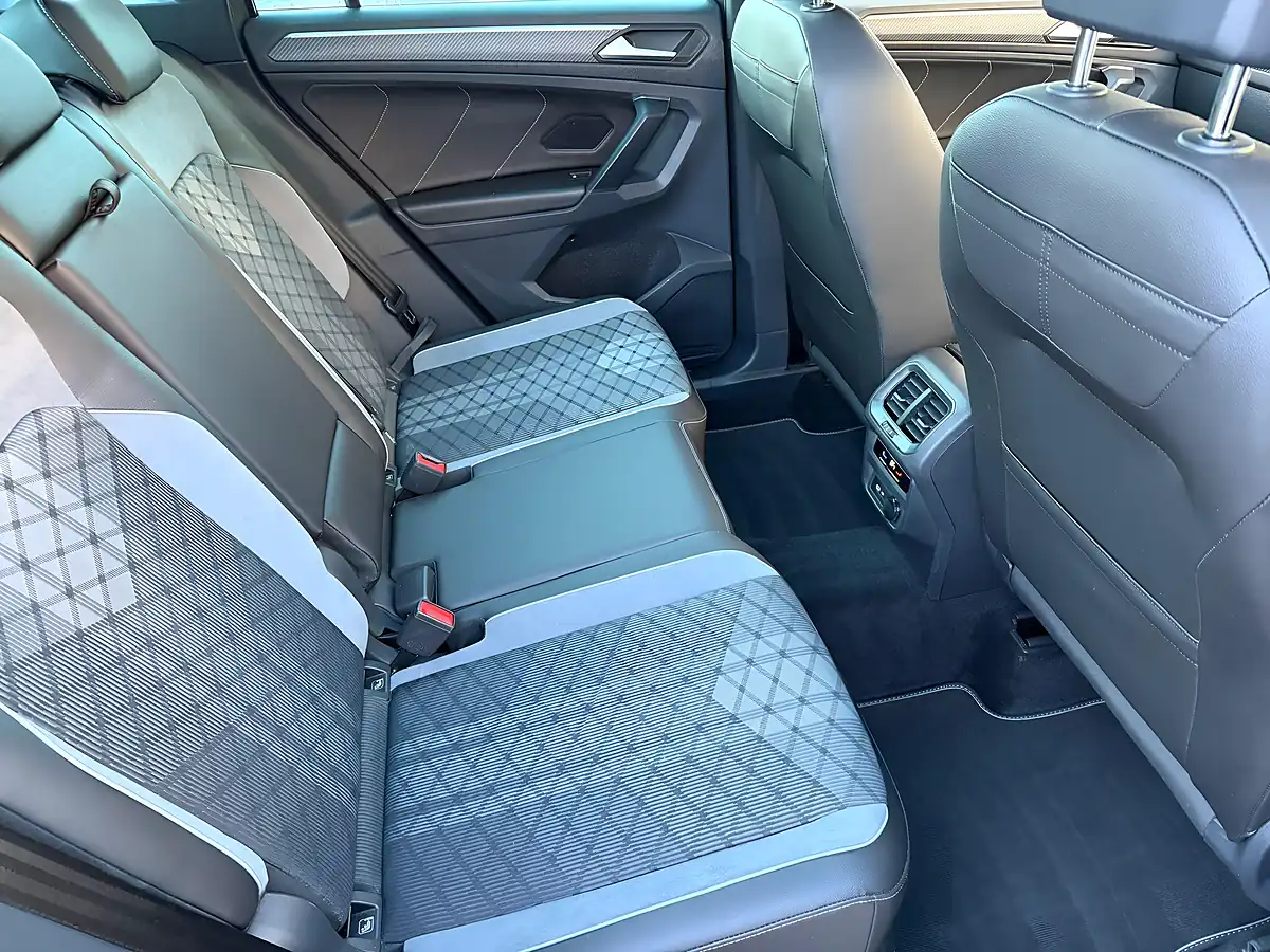 Used 2023 Volkswagen Tiguan R-Line Grey - Interior and Exterior details 9