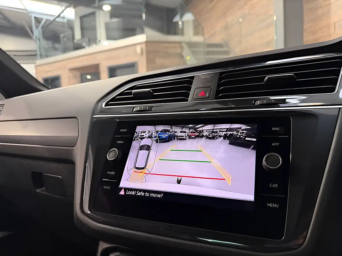 Used 2023 Volkswagen Tiguan R-Line White - Interior and Exterior details 19