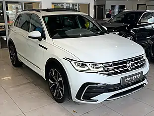 Used 2023 Volkswagen Tiguan R-Line White - Interior and Exterior details 12