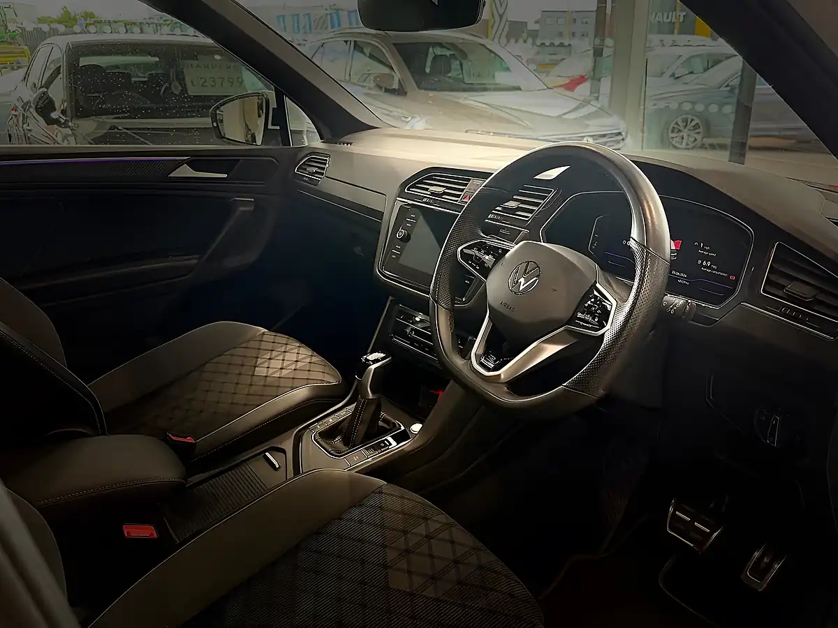 Used 2023 Volkswagen Tiguan R-Line White - Interior and Exterior details 14