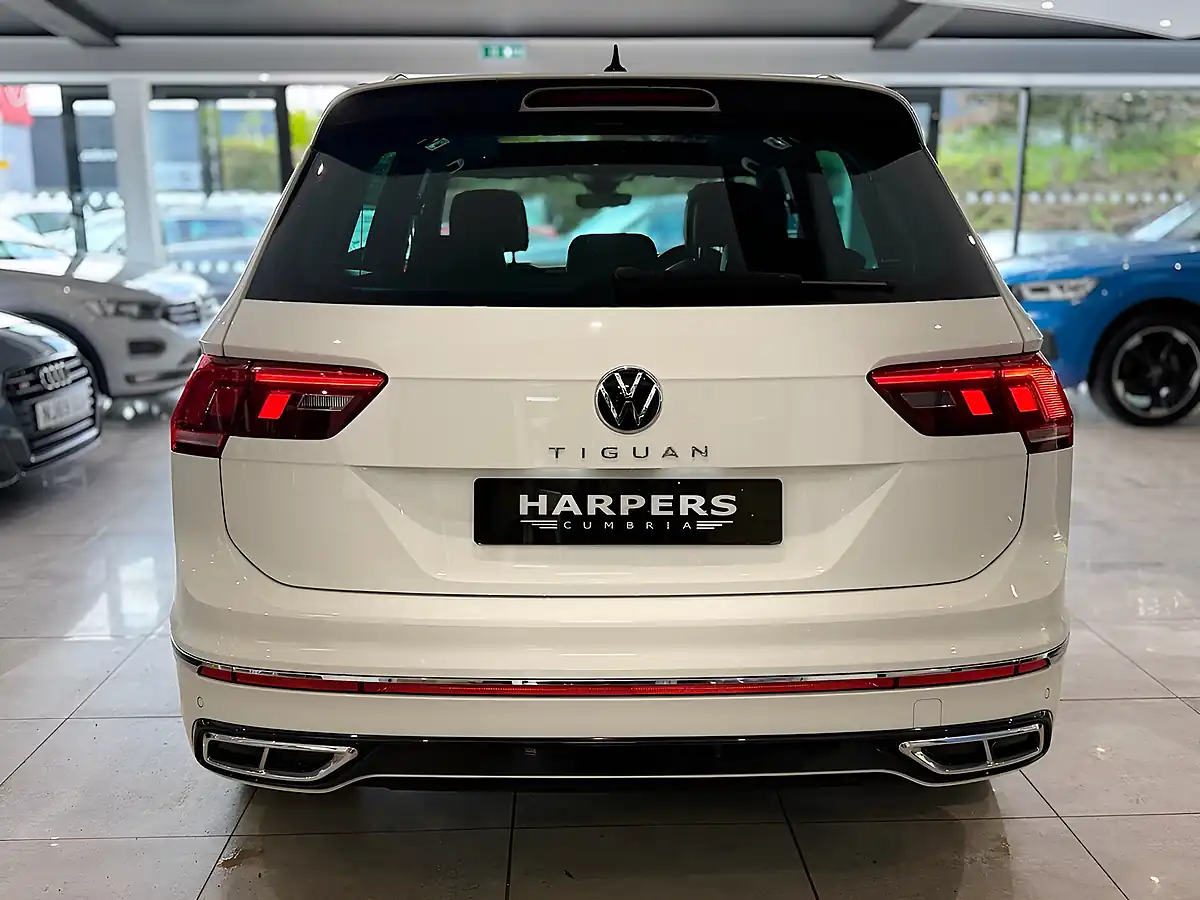 Used 2023 Volkswagen Tiguan R-Line White - Interior and Exterior details 7