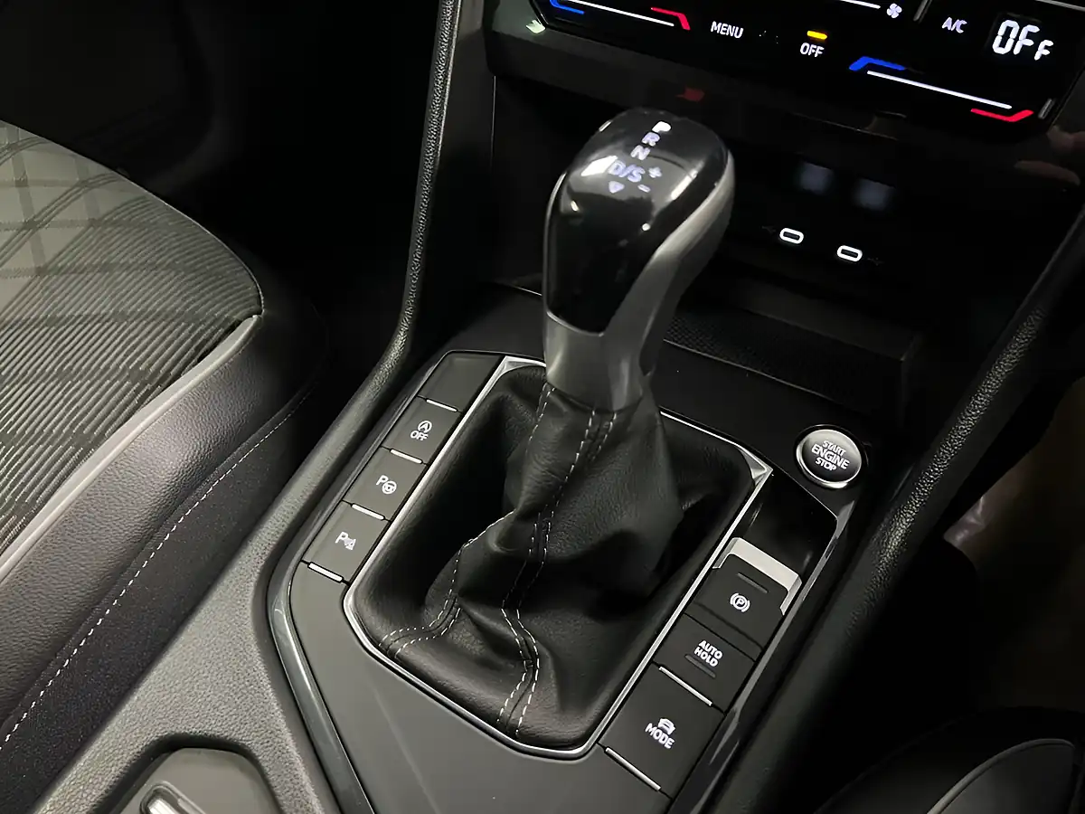 Used 2023 Volkswagen Tiguan R-Line White - Interior and Exterior details 15