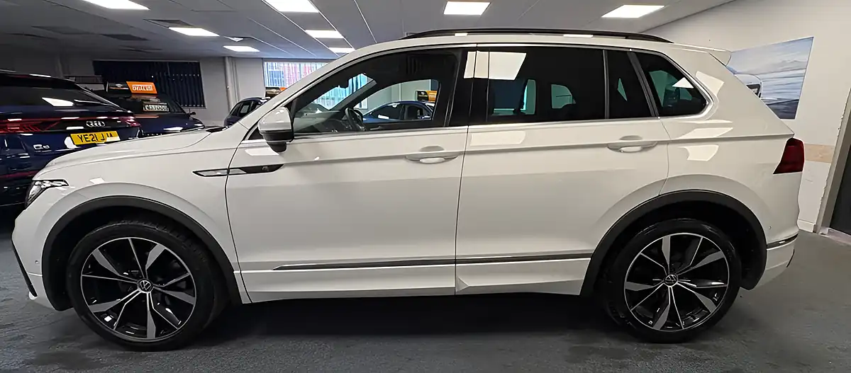 Used 2023 Volkswagen Tiguan R-Line White - Interior and Exterior details 2
