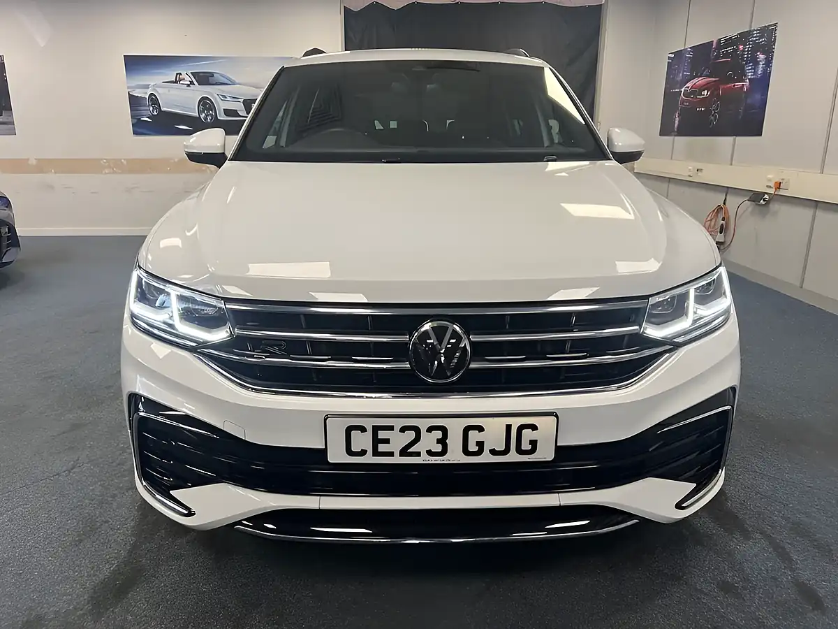 Used 2023 Volkswagen Tiguan R-Line White - Interior and Exterior details 5