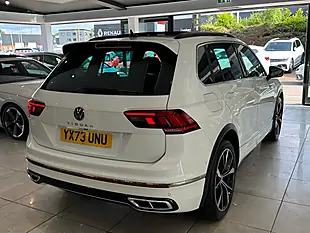 Used 2023 Volkswagen Tiguan R-Line White - Interior and Exterior details 17