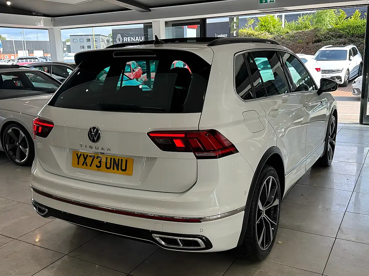 Used 2023 Volkswagen Tiguan R-Line White - Interior and Exterior details 17