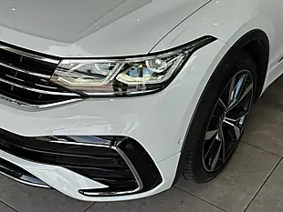 Used 2023 Volkswagen Tiguan R-Line White - Interior and Exterior details 4