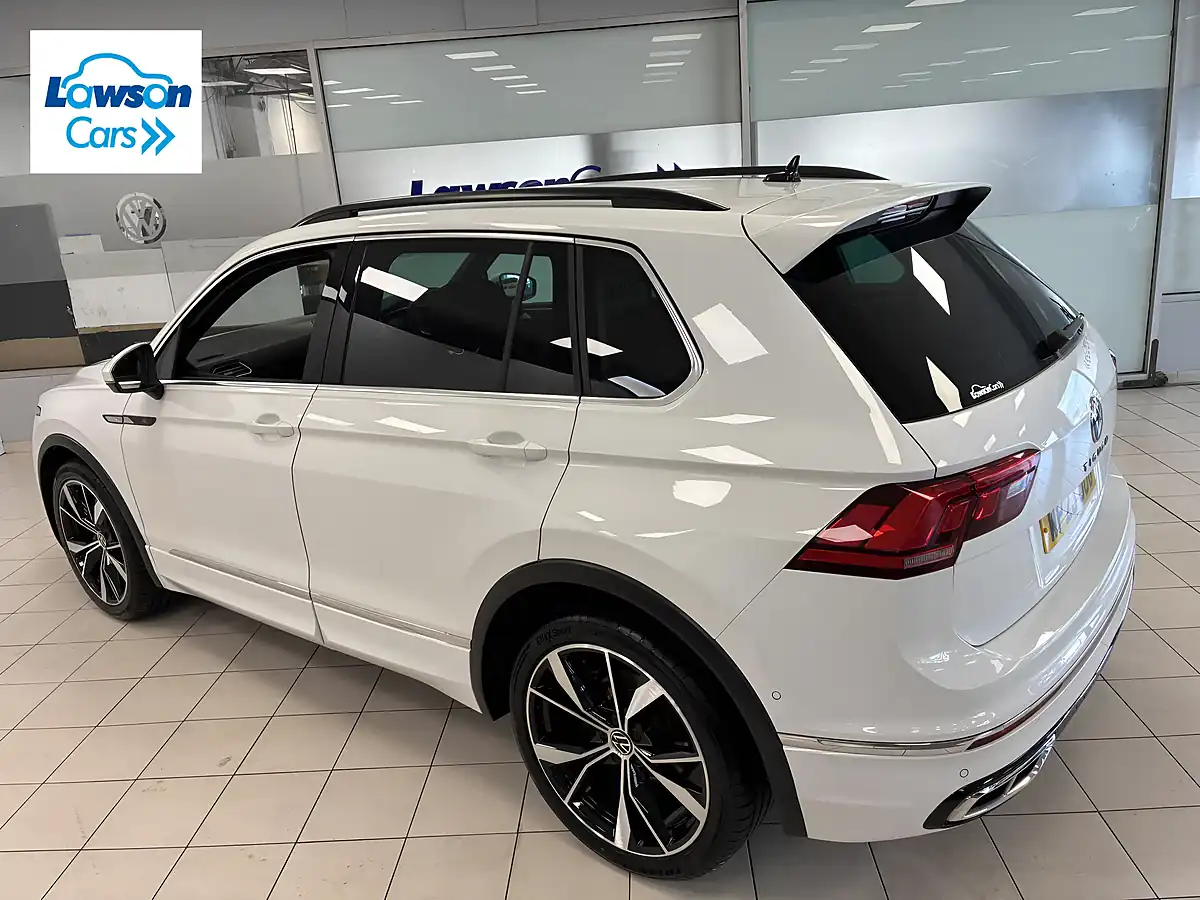 Used 2023 Volkswagen Tiguan R-Line White - Interior and Exterior details 12