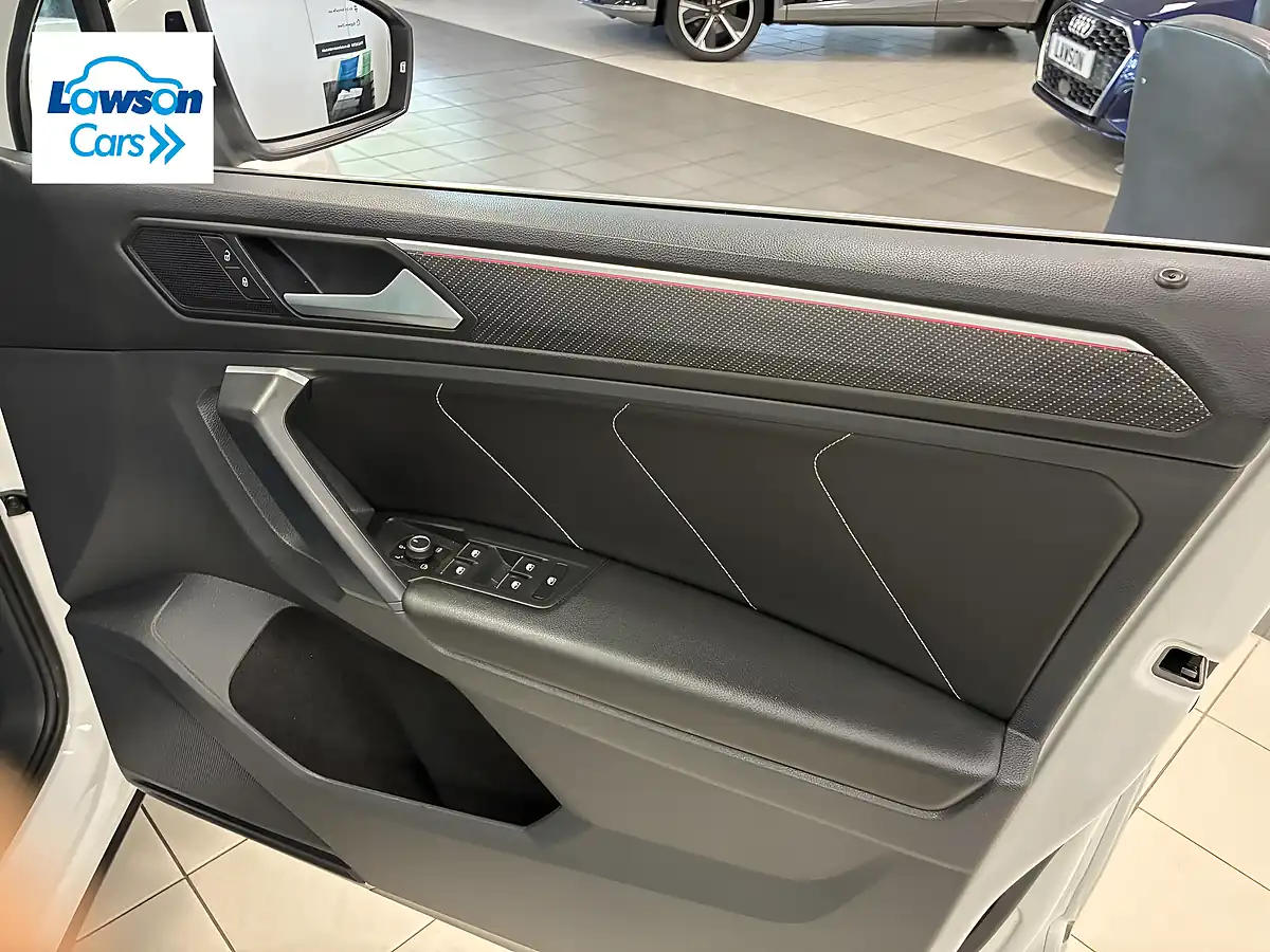 Used 2023 Volkswagen Tiguan R-Line White - Interior and Exterior details 18