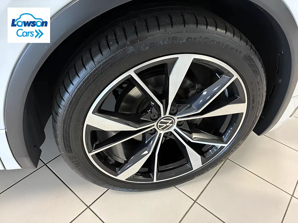 Used 2023 Volkswagen Tiguan R-Line White - Interior and Exterior details 8