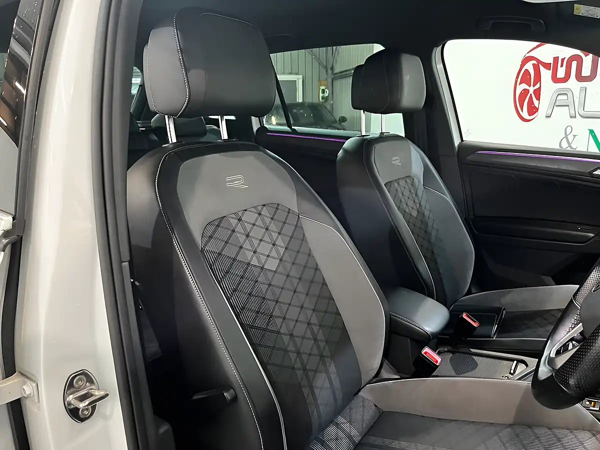 Used 2023 Volkswagen Tiguan R-Line White - Interior and Exterior details 12