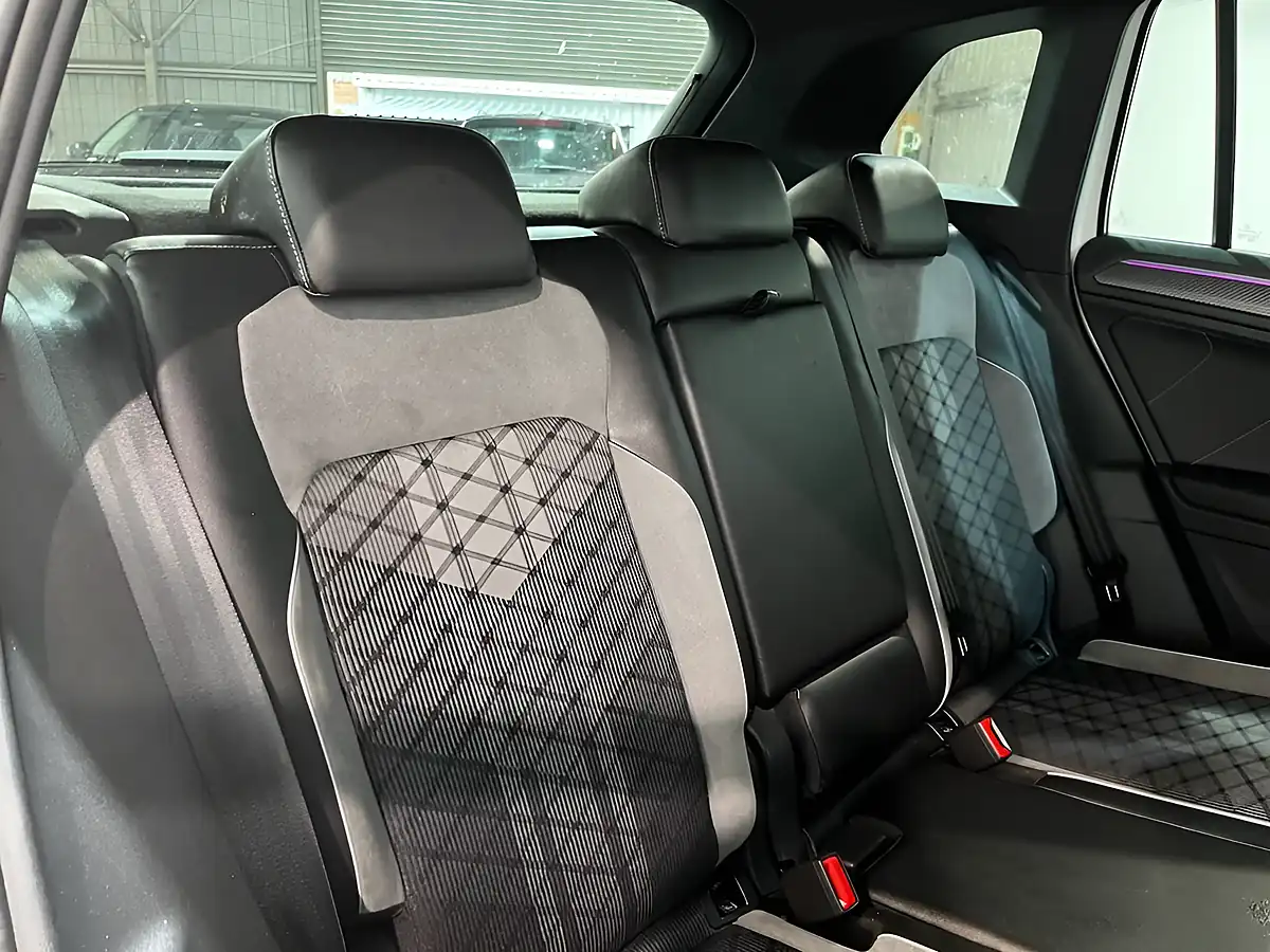 Used 2023 Volkswagen Tiguan R-Line White - Interior and Exterior details 16