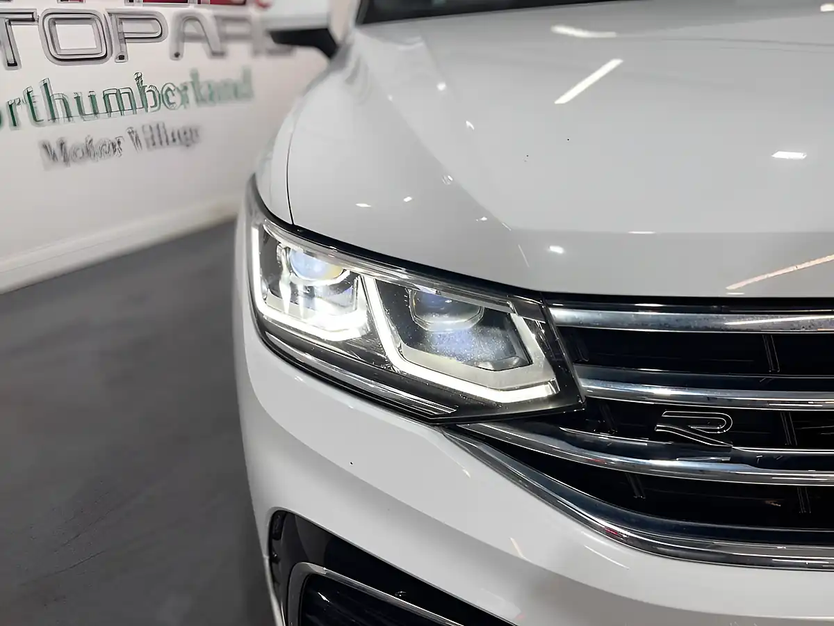 Used 2023 Volkswagen Tiguan R-Line White - Interior and Exterior details 8