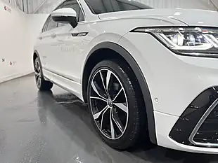 Used 2023 Volkswagen Tiguan R-Line White - Interior and Exterior details 9