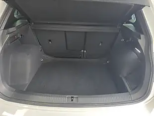 Used 2023 Volkswagen Tiguan R-Line White - Interior and Exterior details 11