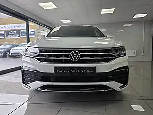 Used 2023 Volkswagen Tiguan R-Line White - Interior and Exterior details 20