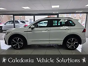 Used 2023 Volkswagen Tiguan R-Line White - Interior and Exterior details 7