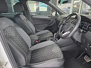 Used 2023 Volkswagen Tiguan R-Line White - Interior and Exterior details 8