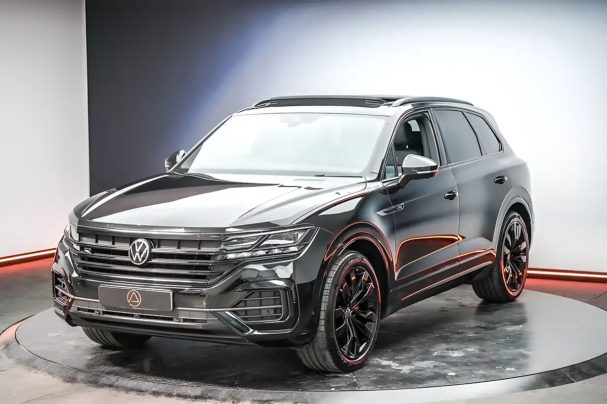 Used 2023 Volkswagen Touareg Black Edition Black - Interior and Exterior details 13
