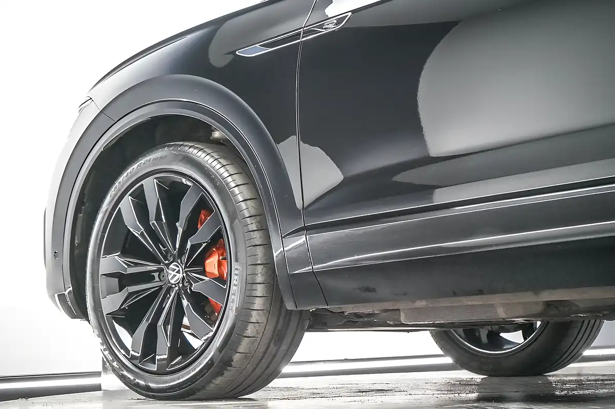 Used 2023 Volkswagen Touareg Black Edition Black - Interior and Exterior details 8