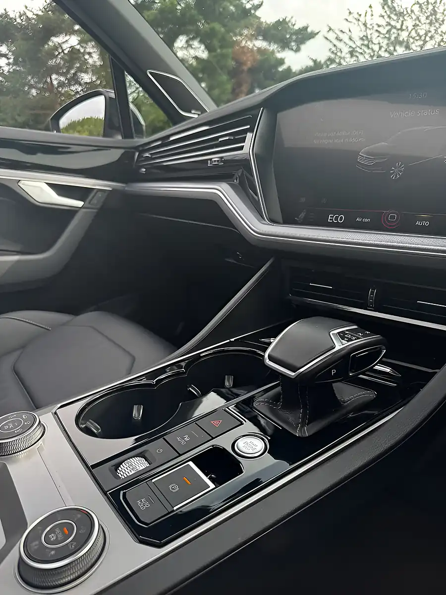 Used 2023 Volkswagen Touareg Black Edition Black - Interior and Exterior details 14