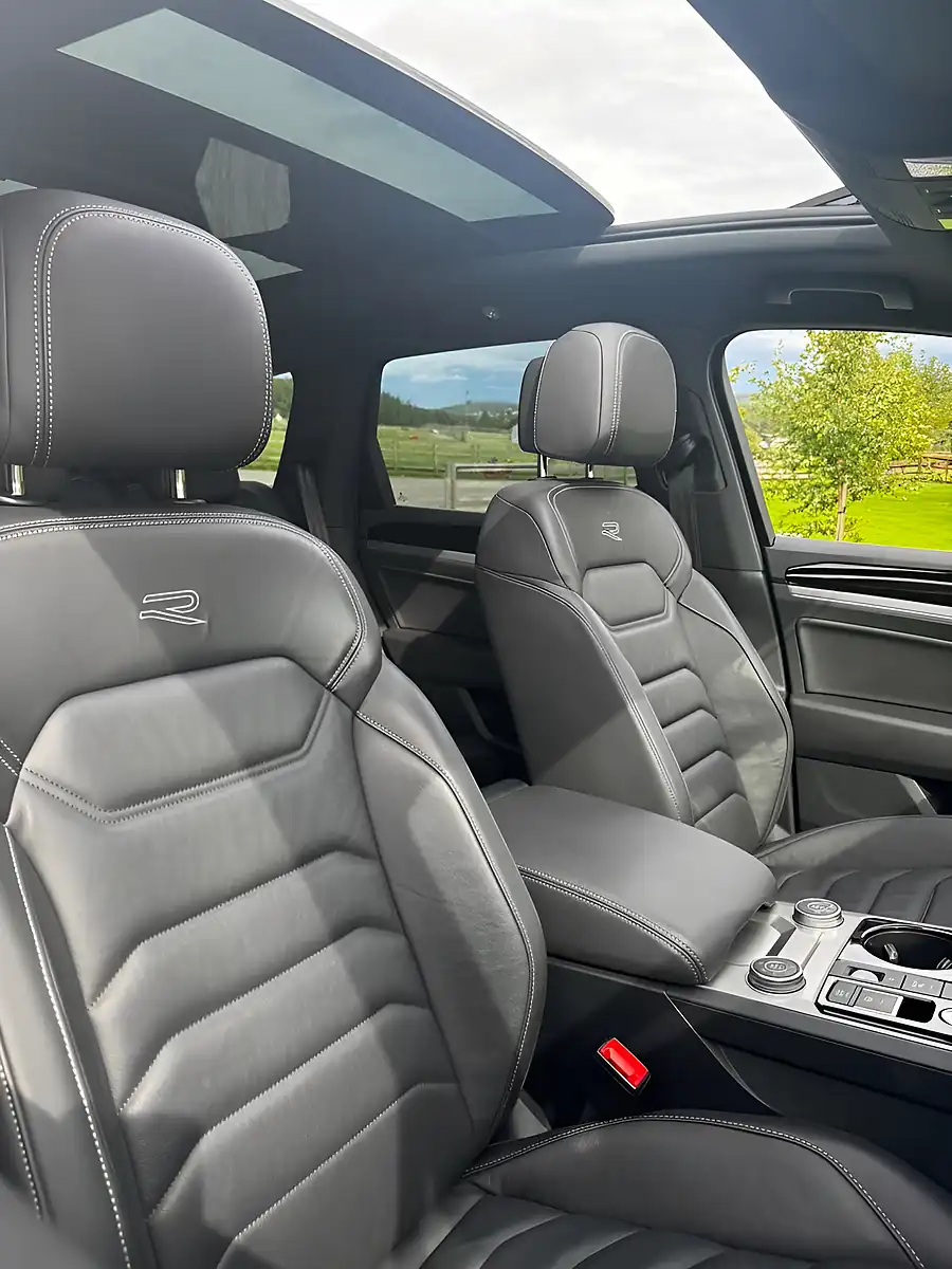 Used 2023 Volkswagen Touareg Black Edition Black - Interior and Exterior details 15