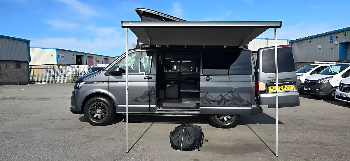 Used 2023 Volkswagen Transporter Campervan Grey - Front View