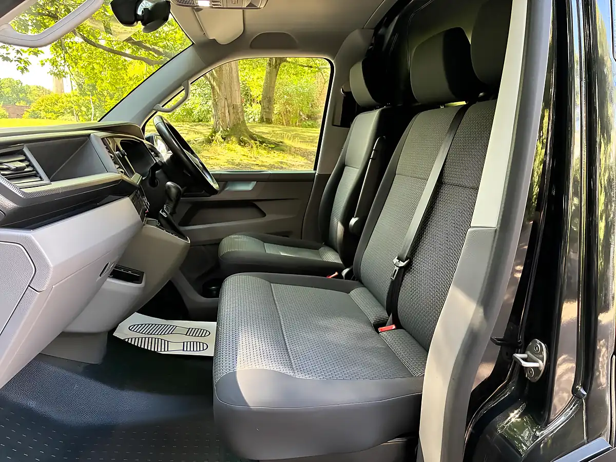 Used 2023 Volkswagen Transporter Highline Black - Interior and Exterior details 12