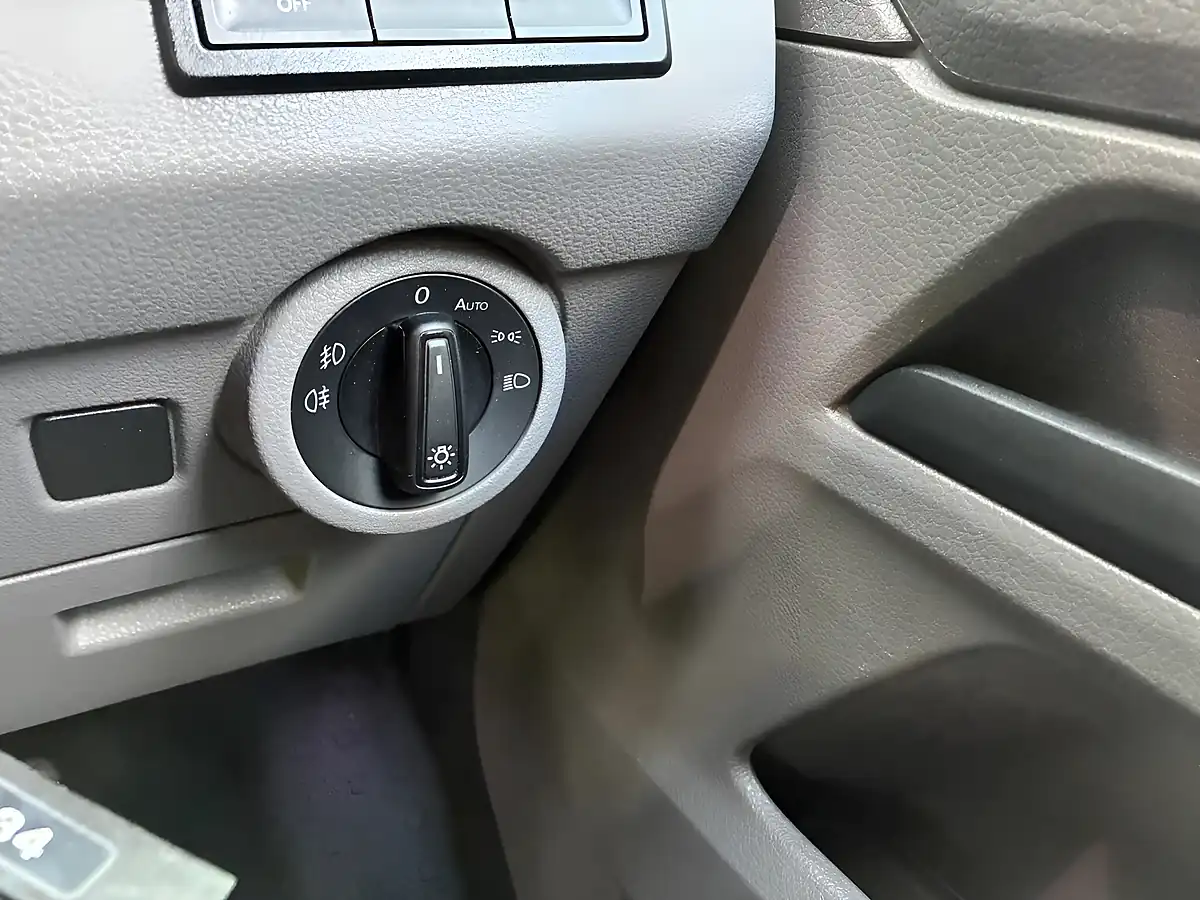 Used 2023 Volkswagen Transporter Highline Black - Interior and Exterior details 18