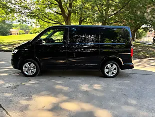 Used 2023 Volkswagen Transporter Highline Black - Interior and Exterior details 6