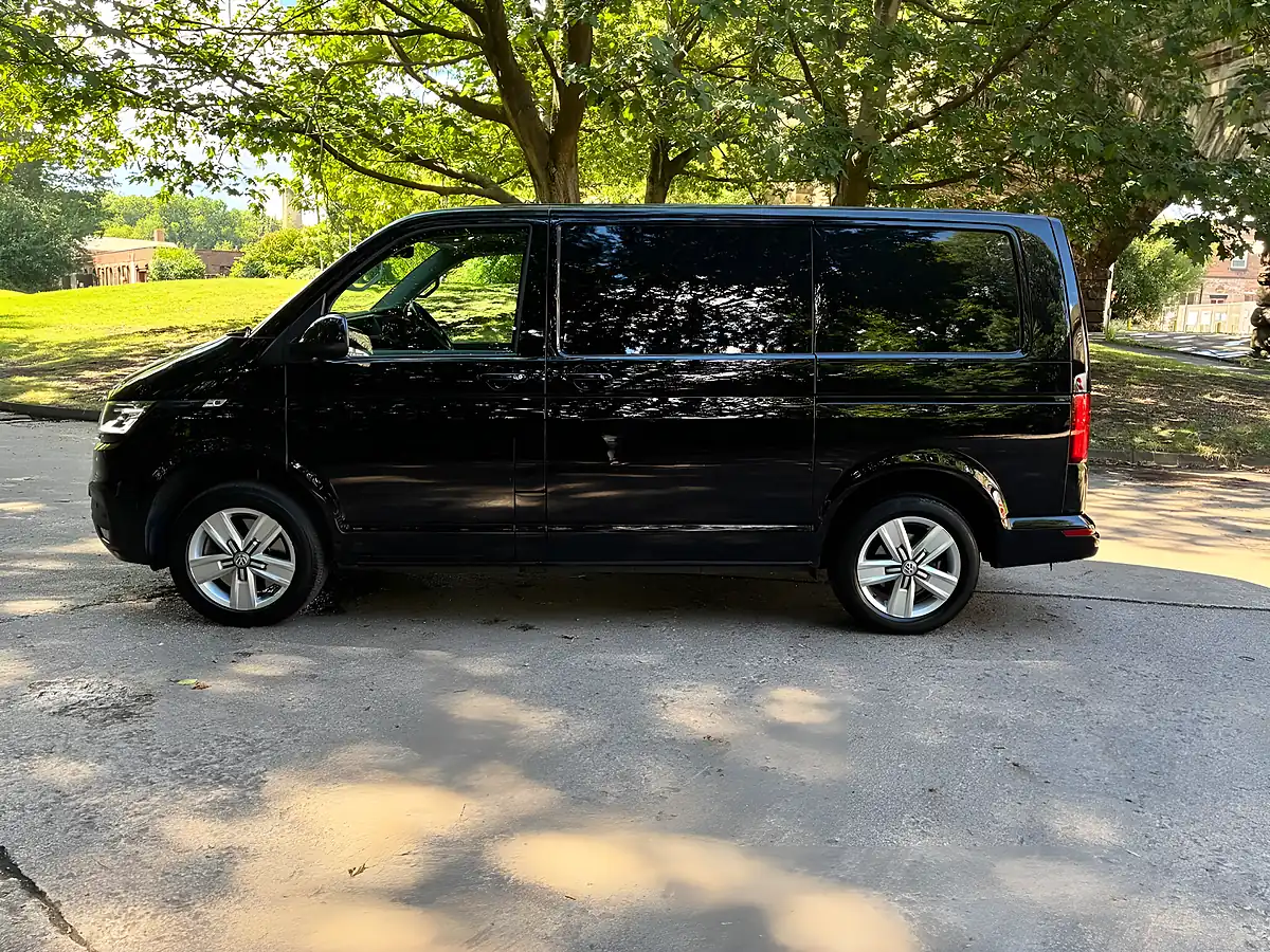 Used 2023 Volkswagen Transporter Highline Black - Interior and Exterior details 6
