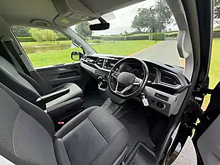 Used 2023 Volkswagen Transporter Highline Kombi Double Cab Black - Interior and Exterior details 5