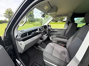 Used 2023 Volkswagen Transporter Highline Kombi Double Cab Black - Interior and Exterior details 7