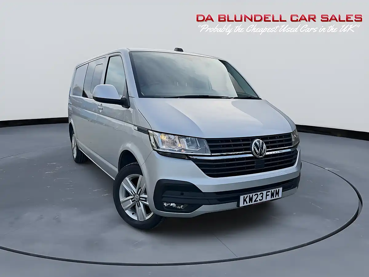 Used 2023 Volkswagen Transporter Highline Kombi Double Cab Silver - Interior and Exterior details 11