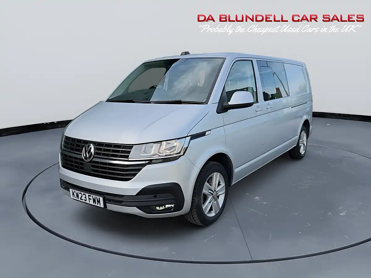 Used 2023 Volkswagen Transporter Highline Kombi Double Cab Silver - Interior and Exterior details 13