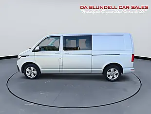 Used 2023 Volkswagen Transporter Highline Kombi Double Cab Silver - Interior and Exterior details 15