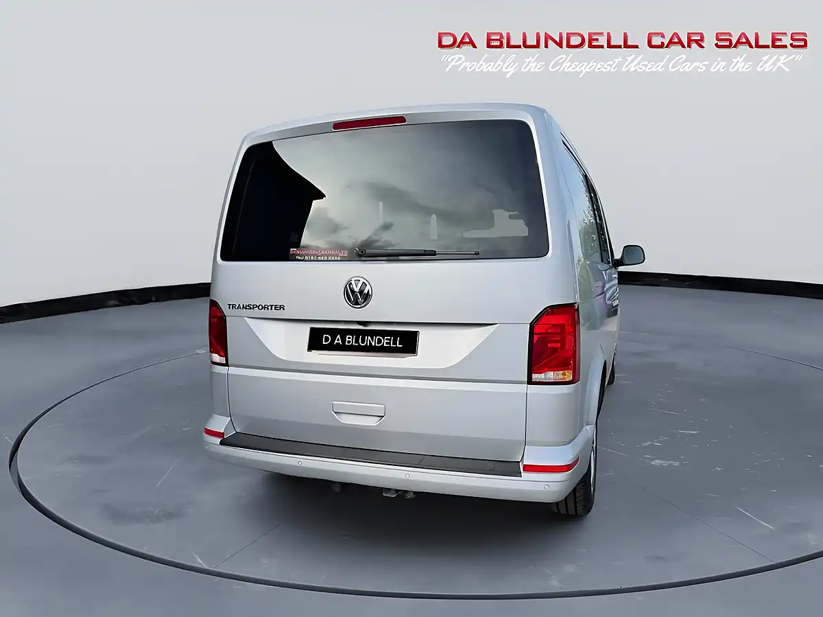 Used 2023 Volkswagen Transporter Highline Silver - Interior and Exterior details 14