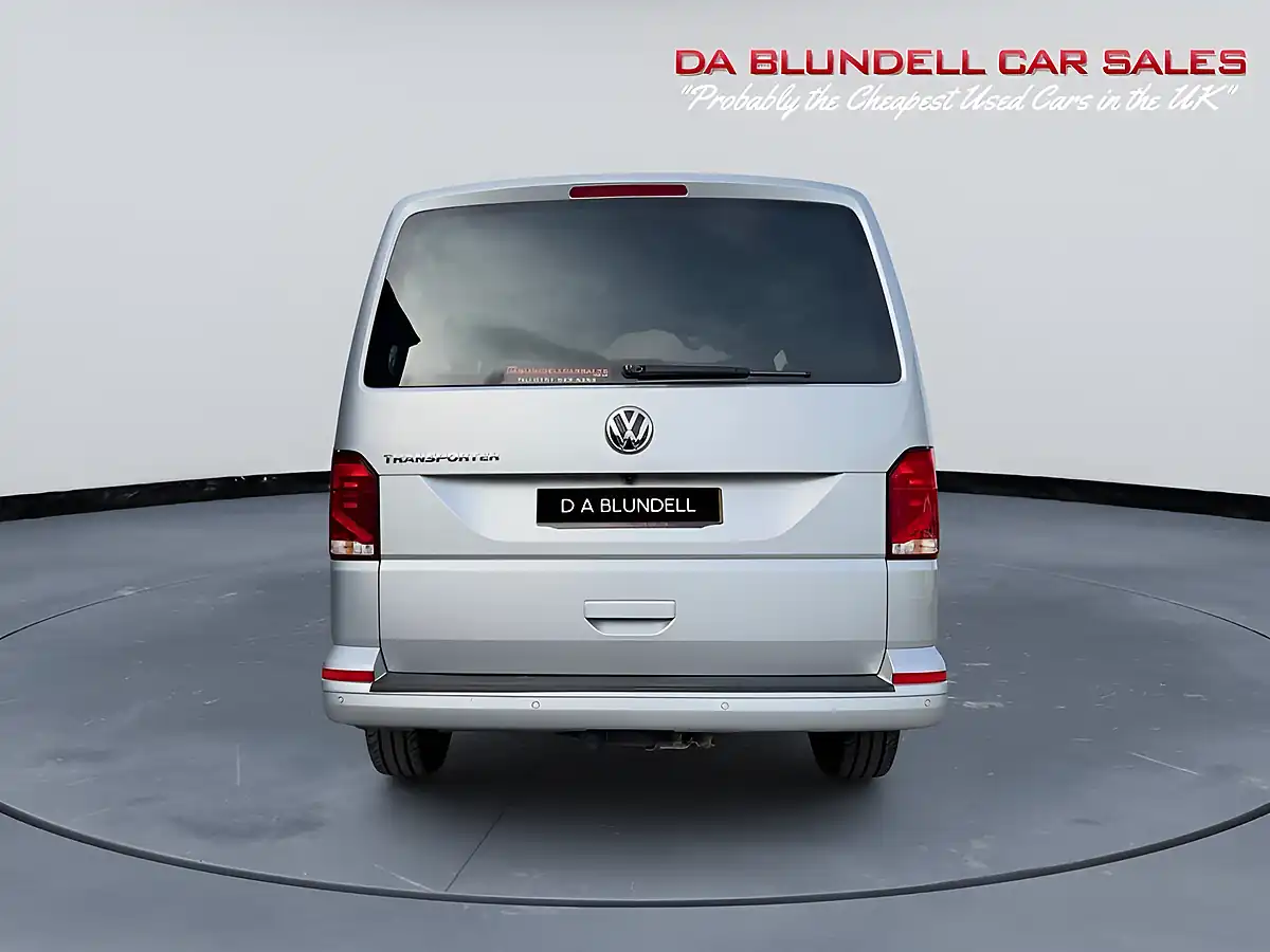 Used 2023 Volkswagen Transporter Highline Silver - Interior and Exterior details 15