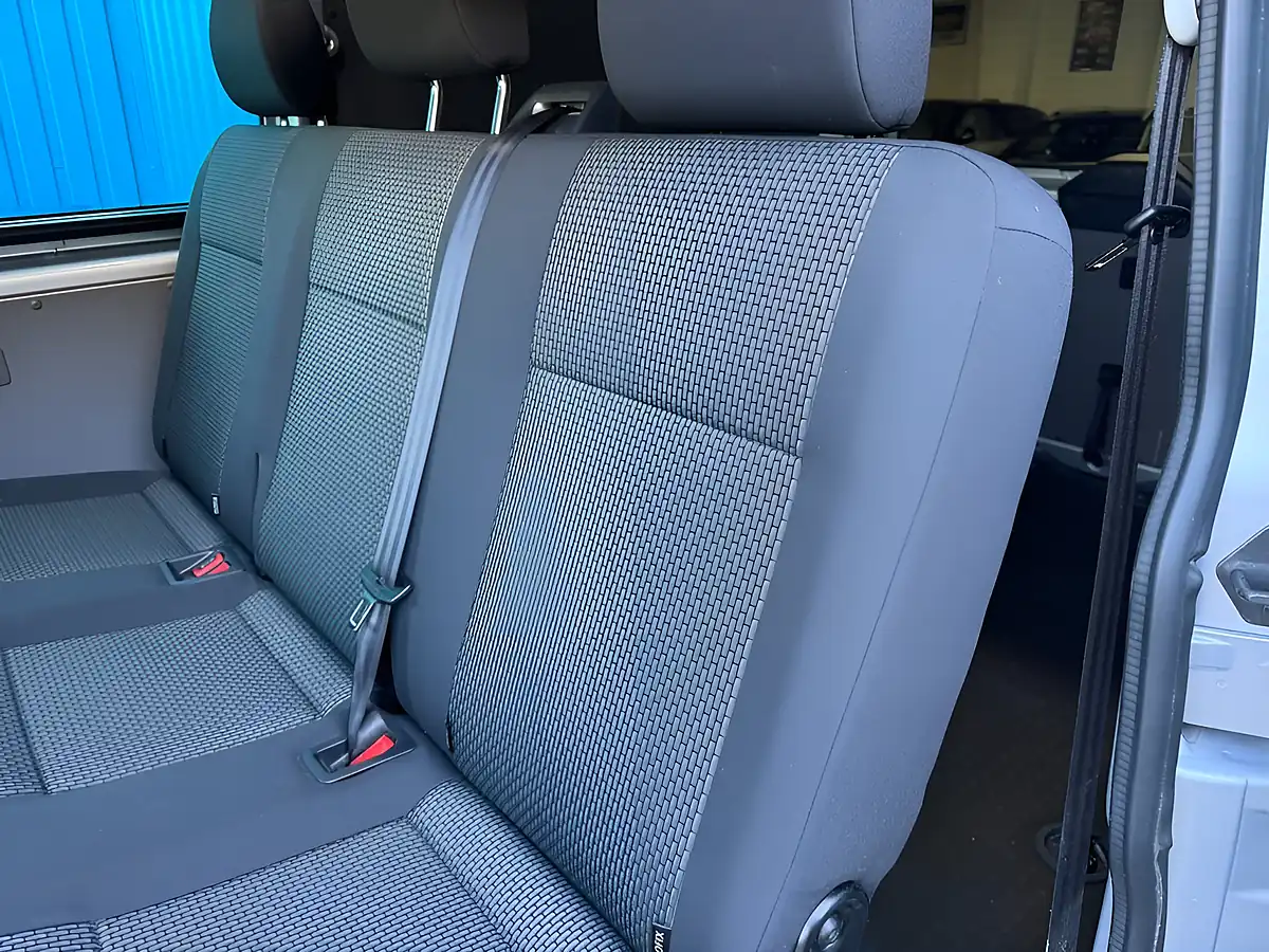 Used 2023 Volkswagen Transporter Highline Silver - Interior and Exterior details 9