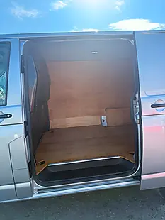 Used 2023 Volkswagen Transporter Startline Silver - Interior and Exterior details 11