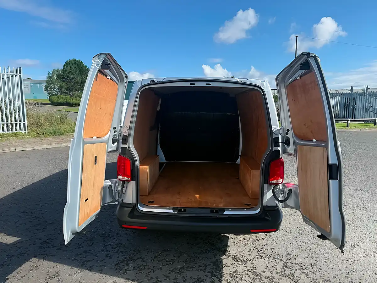 Used 2023 Volkswagen Transporter Startline Silver - Interior and Exterior details 8