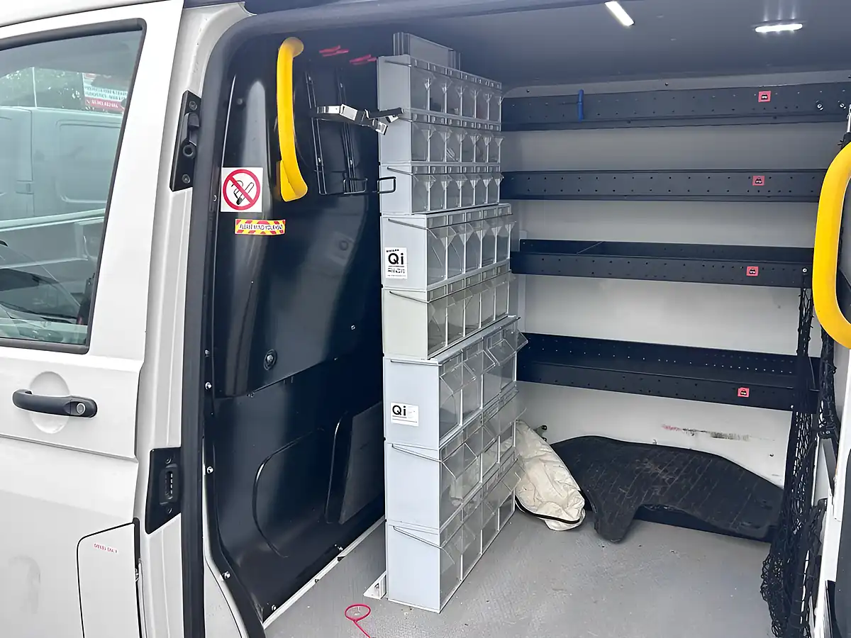 Used 2023 Volkswagen Transporter Startline White - Interior and Exterior details 14