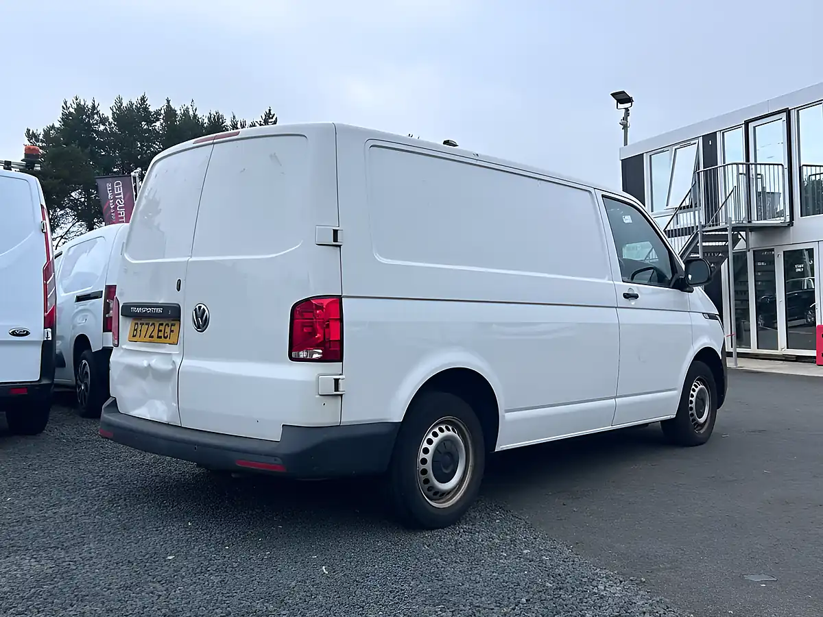 Used 2023 Volkswagen Transporter Startline White - Interior and Exterior details 3