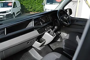 Used 2023 Volkswagen Transporter Startline White - Interior and Exterior details 12