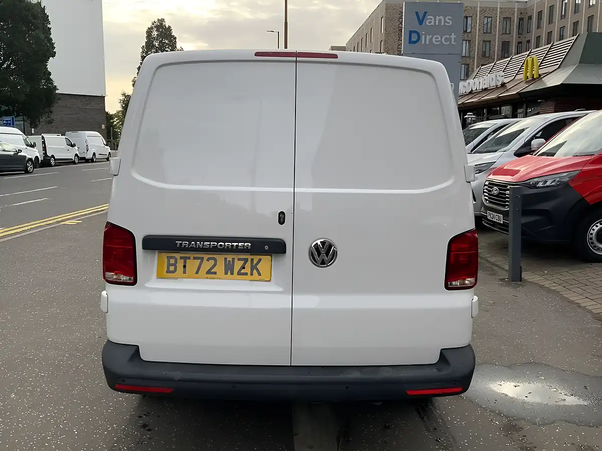 Used 2023 Volkswagen Transporter Startline White - Interior and Exterior details 5