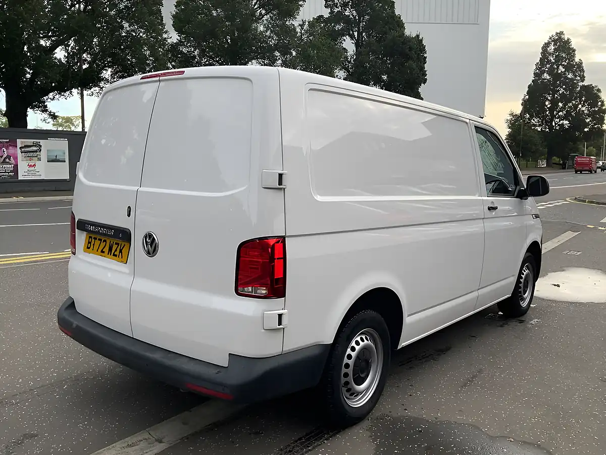 Used 2023 Volkswagen Transporter Startline White - Interior and Exterior details 6