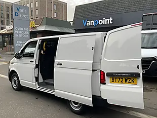 Used 2023 Volkswagen Transporter Startline White - Interior and Exterior details 9